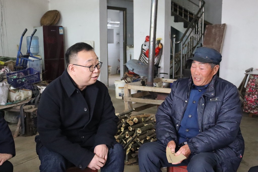 迎新春·送温暖|临湘市人民检察院开展春节慰问活动